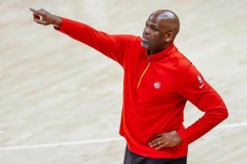 半岛体育官方网站登录-四年合同留下麦克米兰 老鹰休赛期挑战才刚刚开始